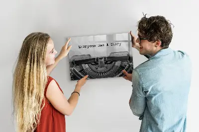 Mindenkinek van egy története mágneses fali tábla