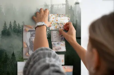 Ködös erdő mintás fali mágneses tábla