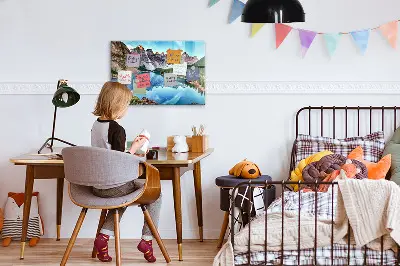 Fali üzenőtábla hegyi táj mintával