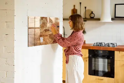 Fa textúrájú fali üzenőtábla