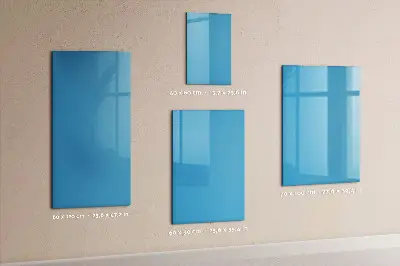 Kék színű fali mágneses tábla