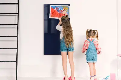 Sötétkék fali üzenőtábla