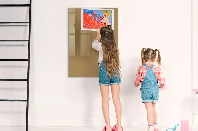 Sötét bézs fali üzenőtábla