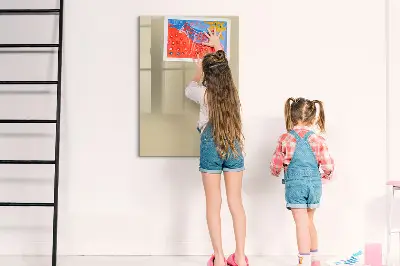 Bézs színű mágneses fali tábla