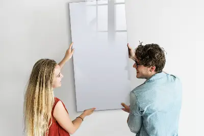 Fali üzenőtábla sötétfehér színben