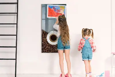 Fali üzenőtábla Egy csésze kávé mintával