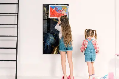 Mágneses fali tábla sötét virágos mintával