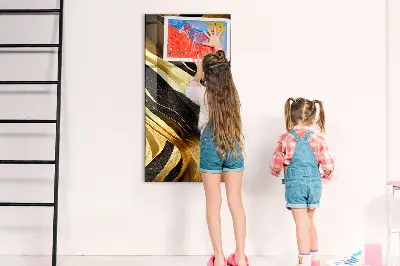 Absztrakt vonalas mintájú fali üzenőtábla