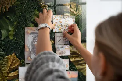 Trópusi levelek mintás fali üzenőtábla