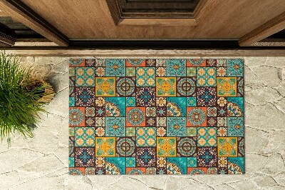 Lábtörlő a ház előtt Többszínű mozaik