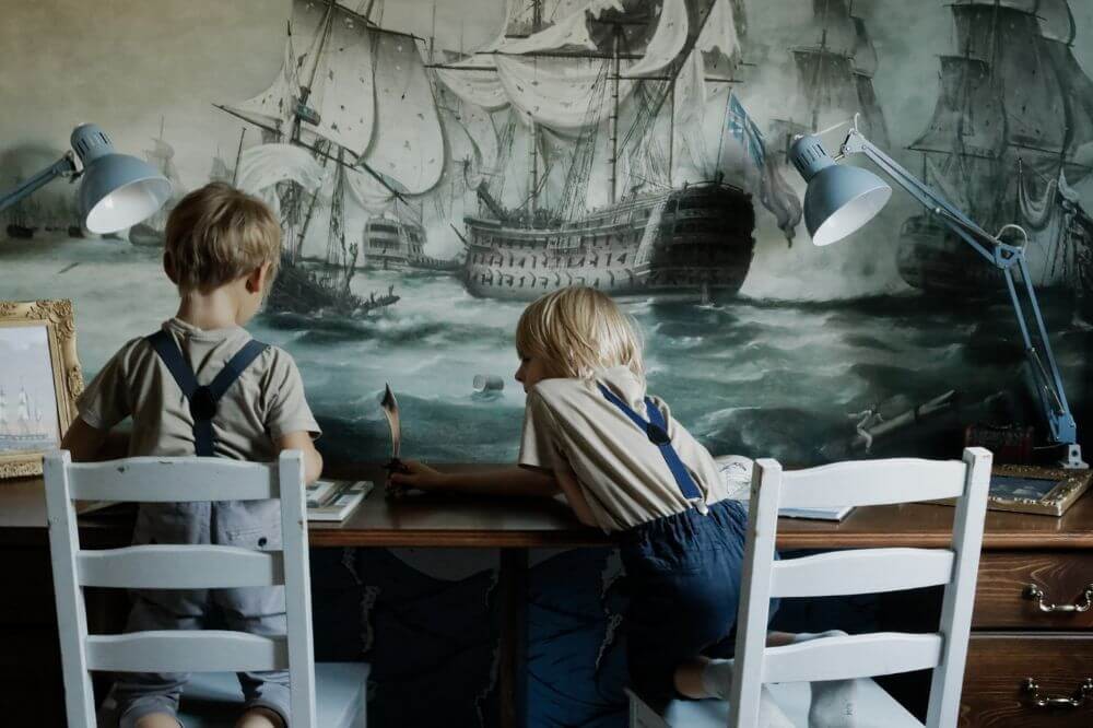 Hogyan kell berendezni egy szobát két gyermek számára